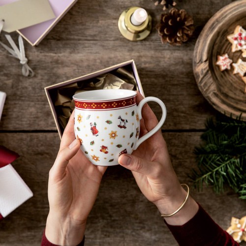 Kubek Villeroy & Boch Toy’s Delight 390 ml – świąteczny motyw zabawek