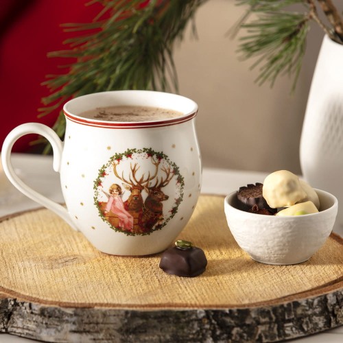 Villeroy & Boch Toy’s Delight kubek ze Świętym Mikołajem 390 ml – zestaw w stylizacji bożonarodzeniowej