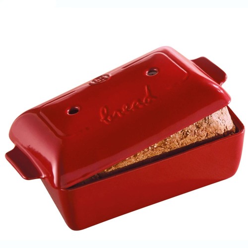 emile_chleb_red_m2.jpg