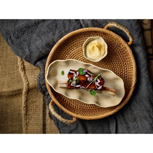 numi-grafika-bialy-2.jpg