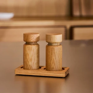 Crushgrind_helsinki_11cm_oak_tabletopper_oak.jpg