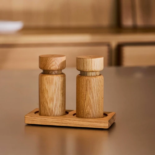 Crushgrind_helsinki_11cm_oak_tabletopper_oak.jpg