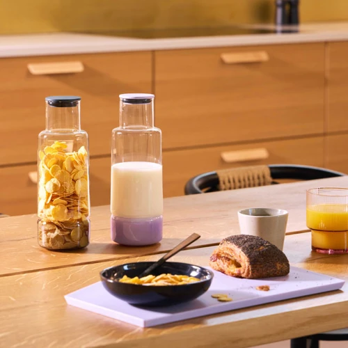 Crushgrind_billund_pitcher_zurich_table.jpg
