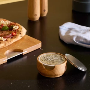 Crushgrind_champagne_grinder_table_grater.jpg