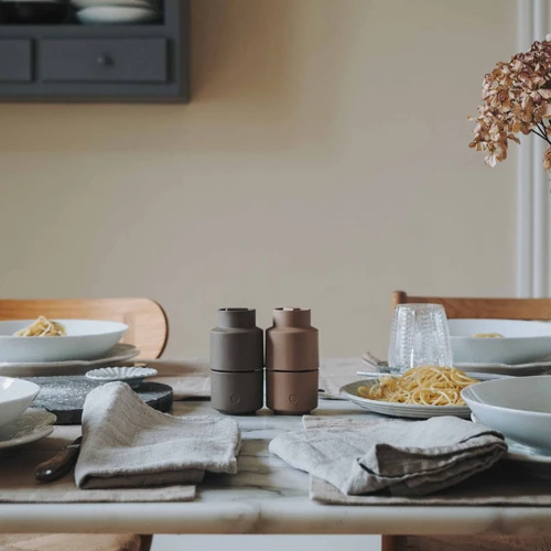 Billund_AllSpice_Cardamom_table_2.jpg