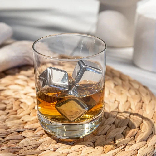 WhiskeyStoneskopie_1.jpg