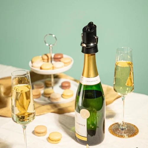 ChampagneSaver_Server_45A0996.jpg