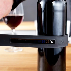 3630360_Snap_Thermometer_Lifestyle_V1.jpg