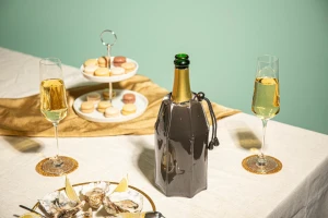 ActiveCoolerChampagne_Black_45A1184.jpg