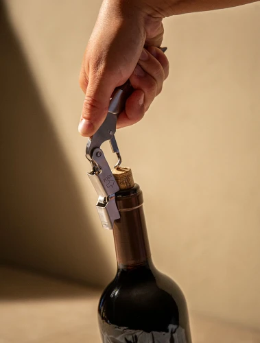 Ambiance_shot_68507612 Waiters Corkscrew Push Wood.jpg