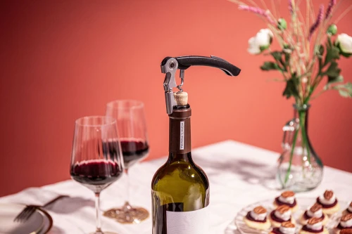 DoubleHingedCorkskrew_DinnerTable_45A0267_3000px_72dpi.jpg