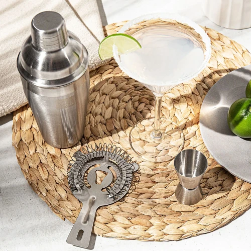 CocktailShaker_Strainer_Jigger kopie.jpg