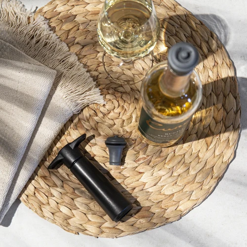 WineSaverBlack 1 stopper kopie.jpg