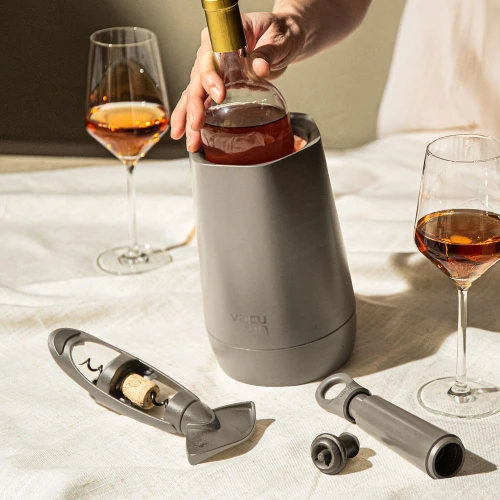 3890680_WineSetHost_V2_Graphite_Lifestyle.jpg
