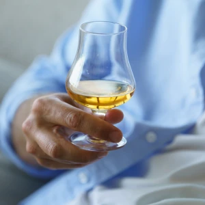 Nosing-Glass_2_@Jeunique-Mi.jpg